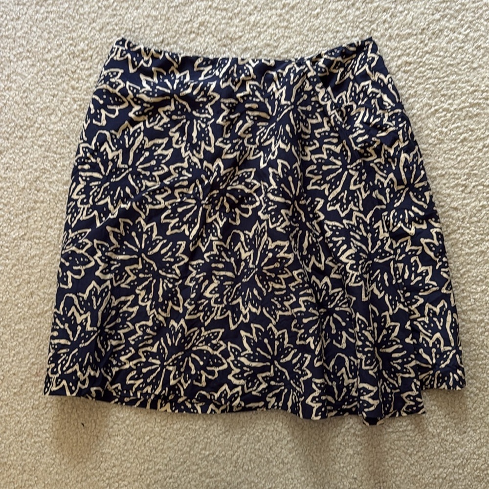 EUC vintage Ann Taylor silk skirt